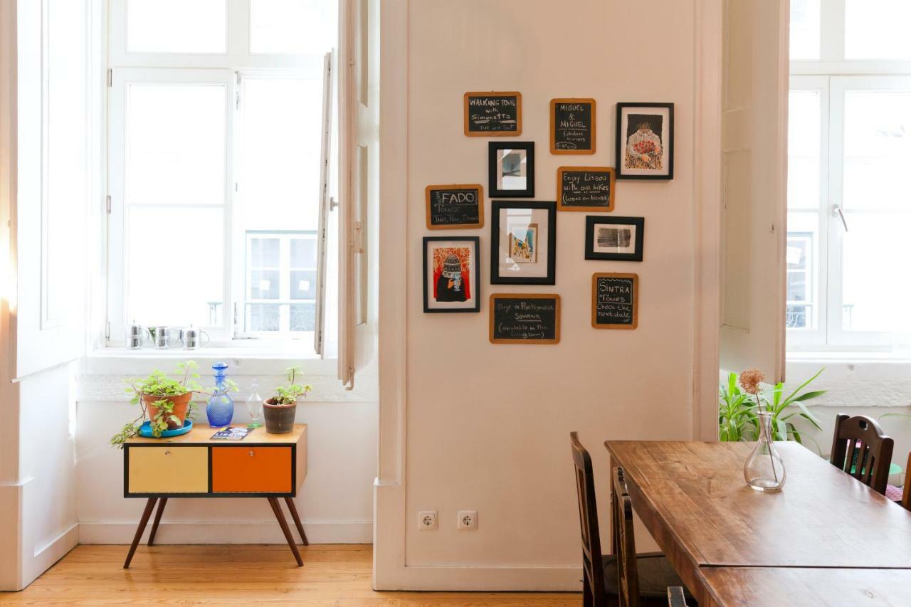 Living Lounge Hostel Lisbon Exterior photo